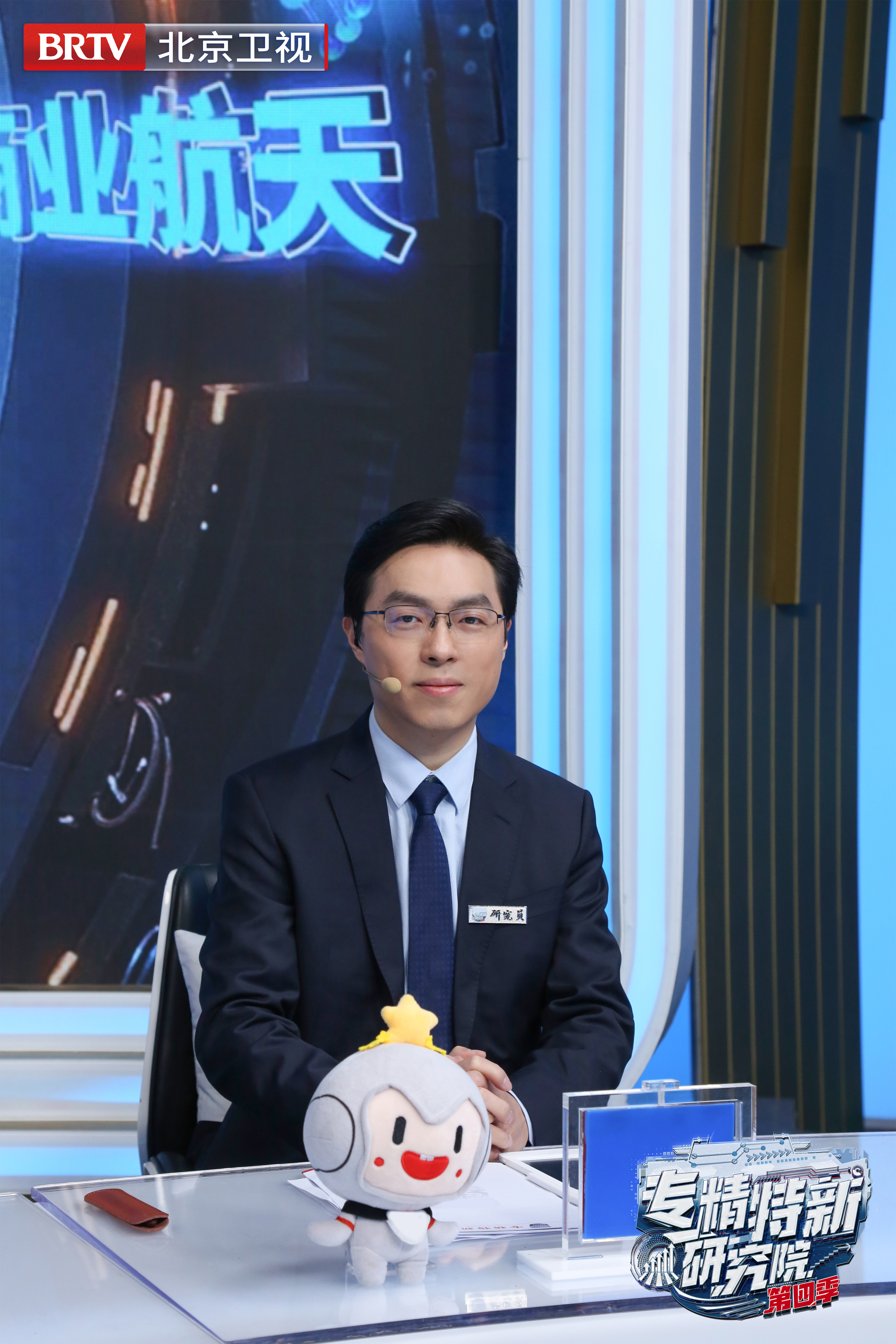 adc年龄确定大驾光临(游戏adc是什么意思)